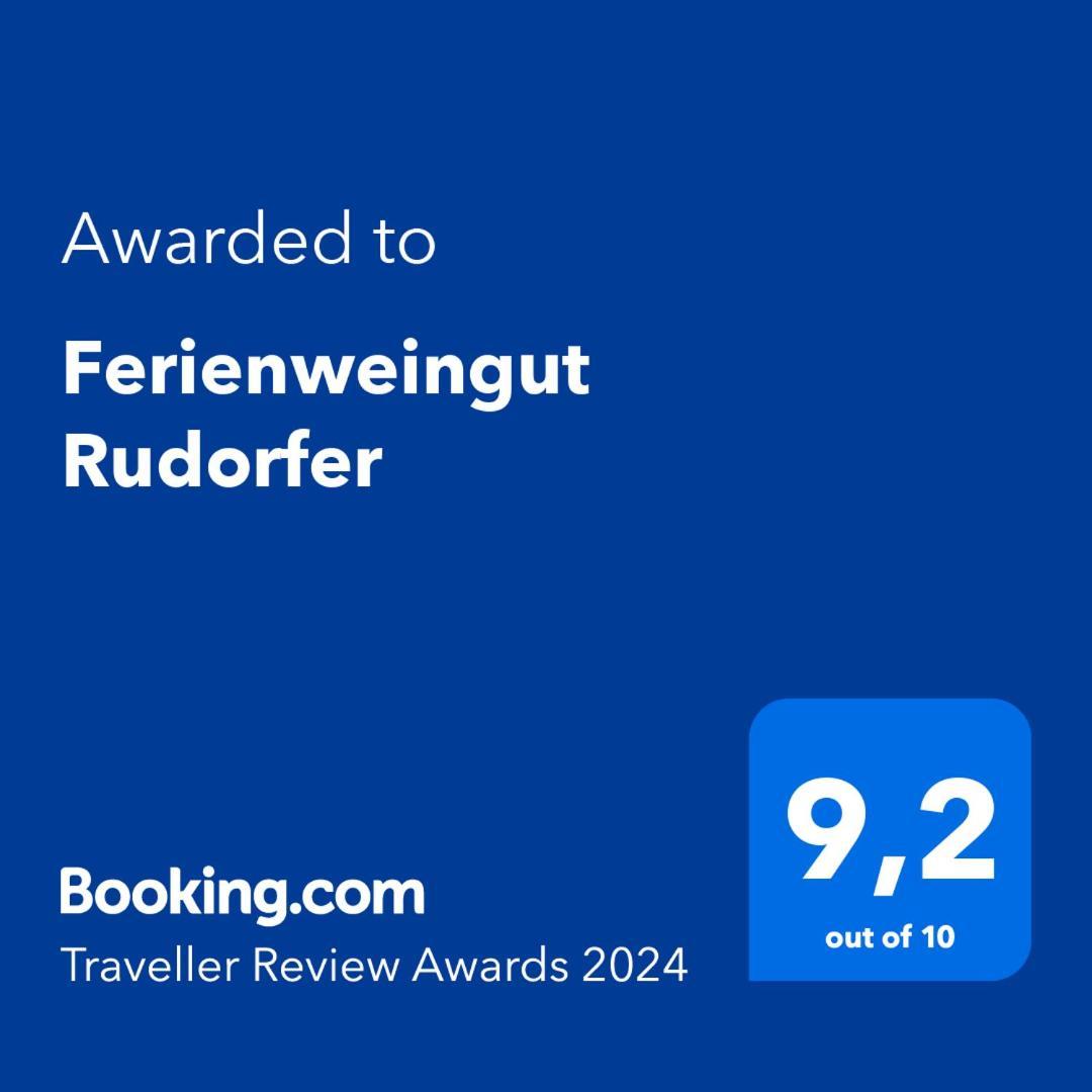 Ferienweingut Rudorfer Hotel Valwig Exterior photo
